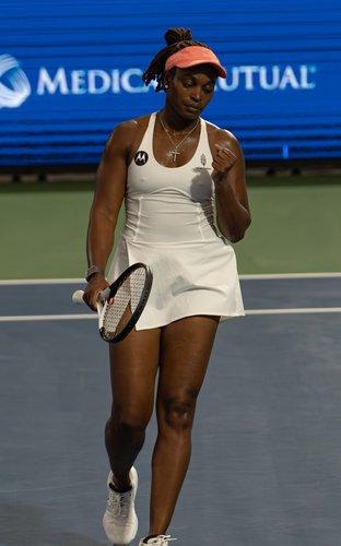 mobile - carousel-hero-element image-11